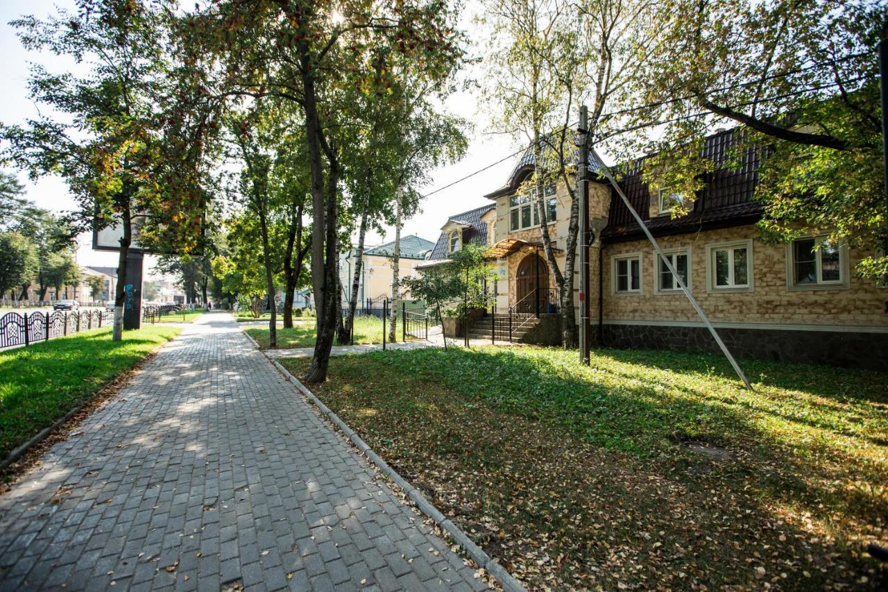 Hotel Sergiev Sergiev Posad Buitenkant foto